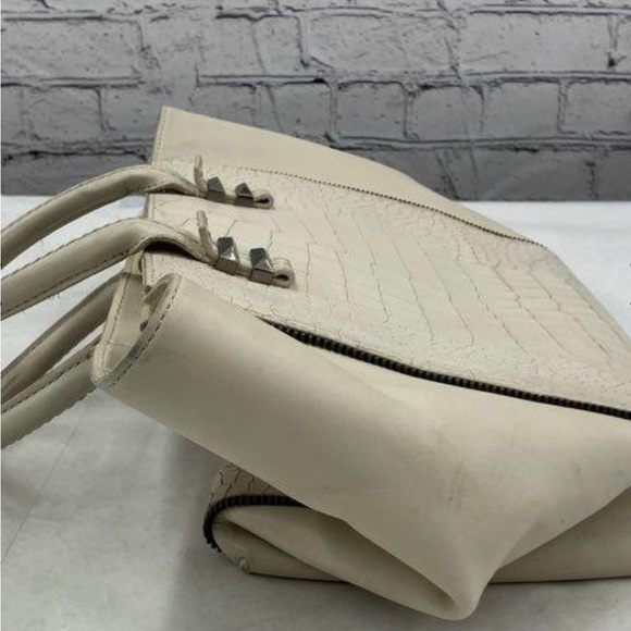 Rebecca Minkoff Women's Off-White Croc Leather Inner Pocket Tote Handbag - Picture 4 of 6